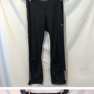 Nike leggings size medium